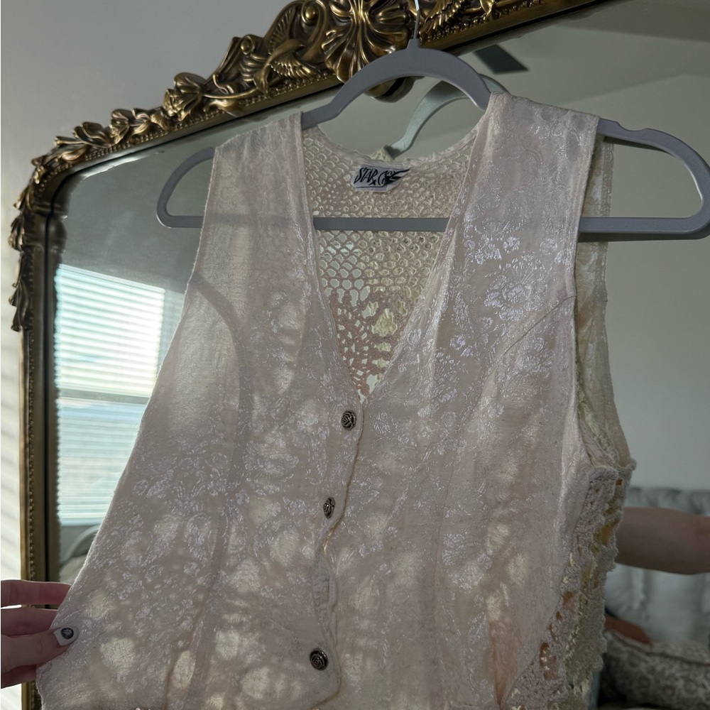 Elegant Cream Lace Women's Tunic